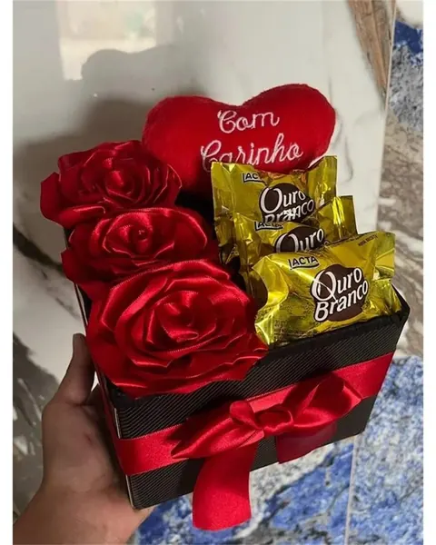 Chocolates e kits românticos